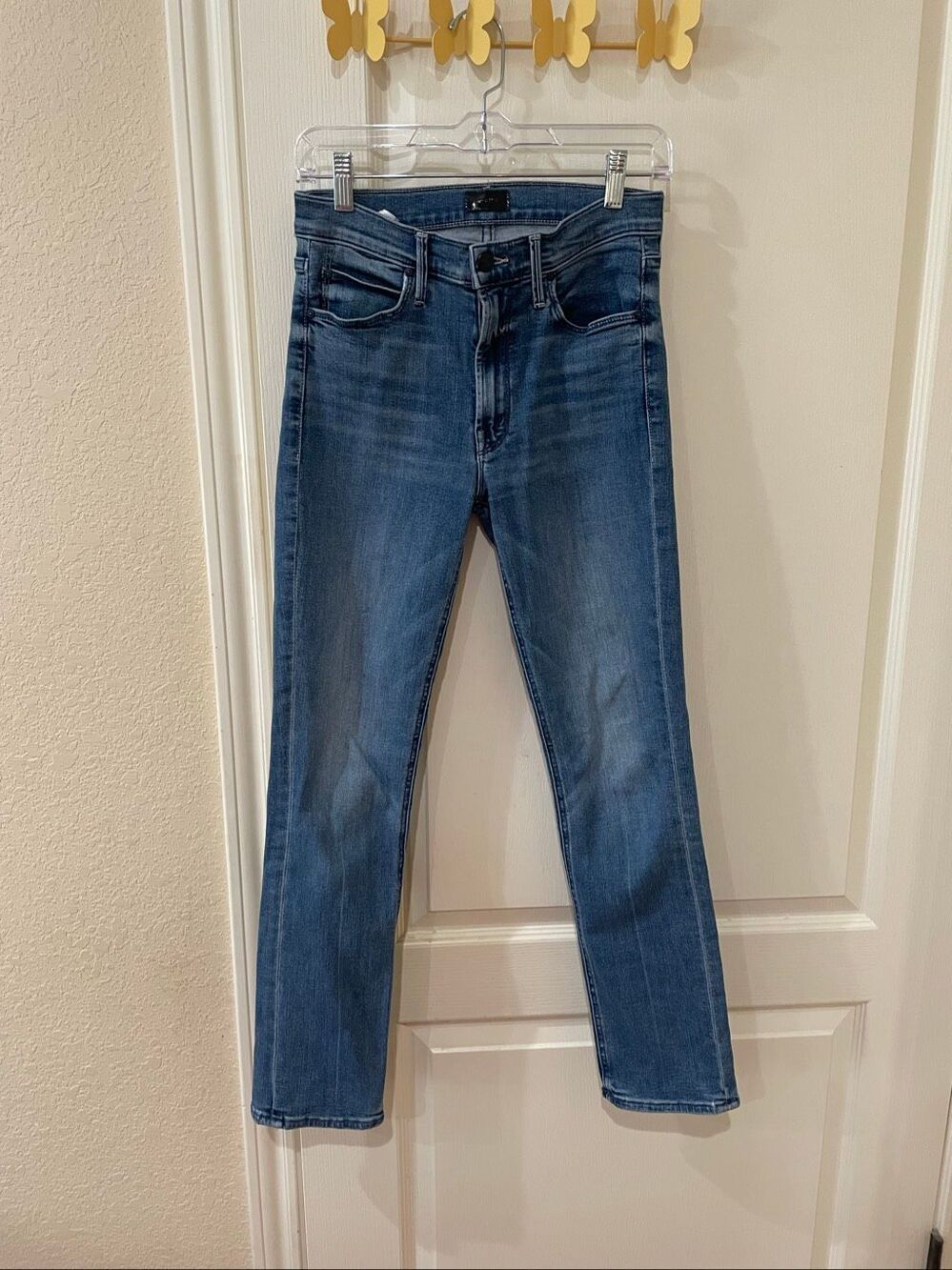 Mother The mid rise ankle fray jeans size 26